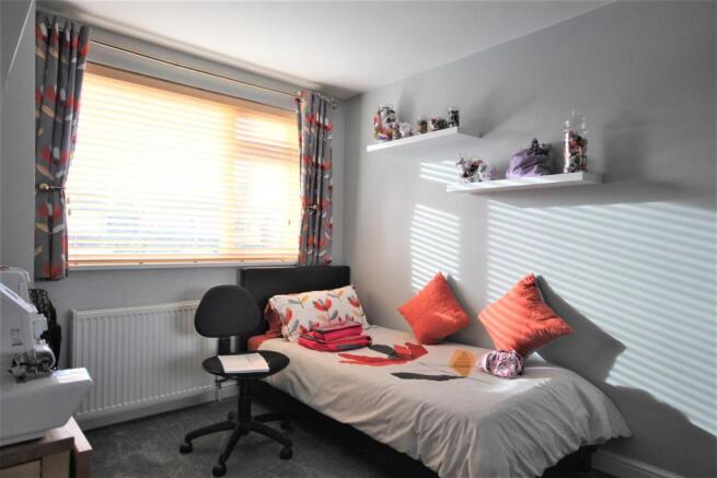 bedroom3.jpg