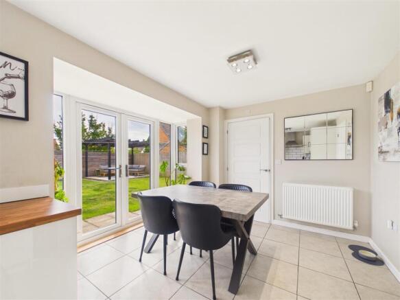 3 bed Detached for sale Image 7