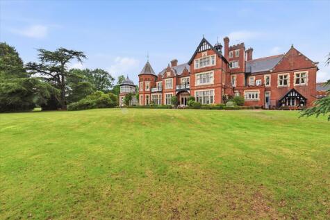 North Frith Park, Hadlow, Tonbridge TN11