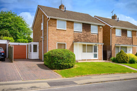 Woodfield Road, Earlsdon - Great Potential & No Onwards Chain