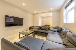 32, Craighall Avenue, Manchester M19 2BR