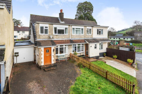 Market Close, Bampton, Tiverton, Devon, EX16