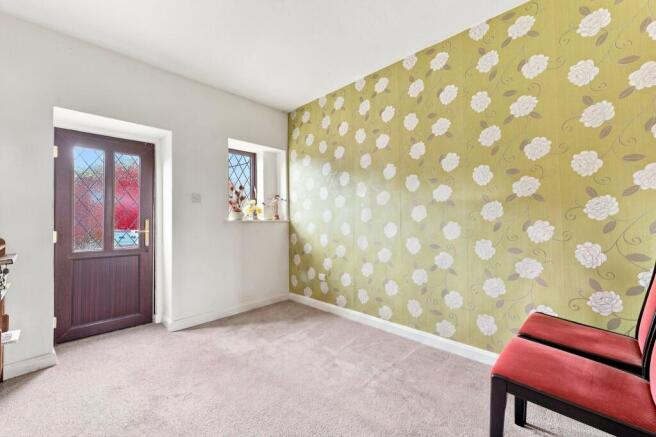 5 bed Semi-Detached for sale Image 7