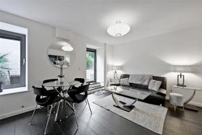 Flat 3, 15, Sheet Street, Windsor SL4 1BN