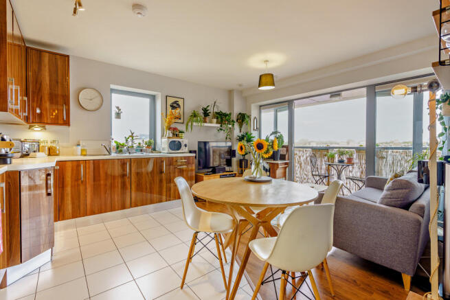 8435360-interior14-800