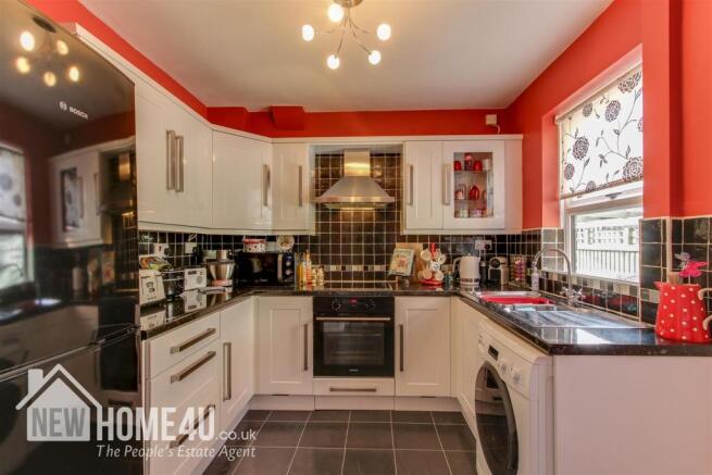 KITCHEN: