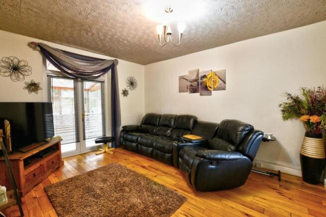 livingroom2.jpg