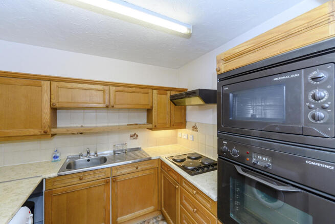 8396834-interior09