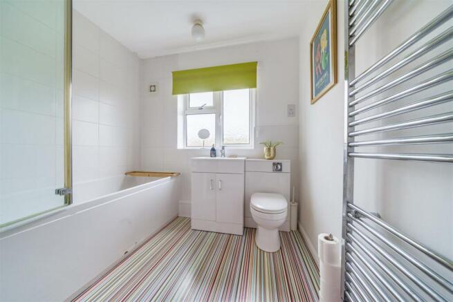 HOUSE BATHROOM