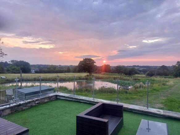 Copthurst Lane, Whittle-Le-Woods, Chorley photo 4