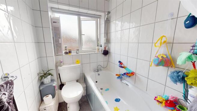 2 bed Town House for sale Image 9