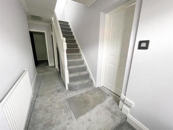 ENTRANCE HALLWAY