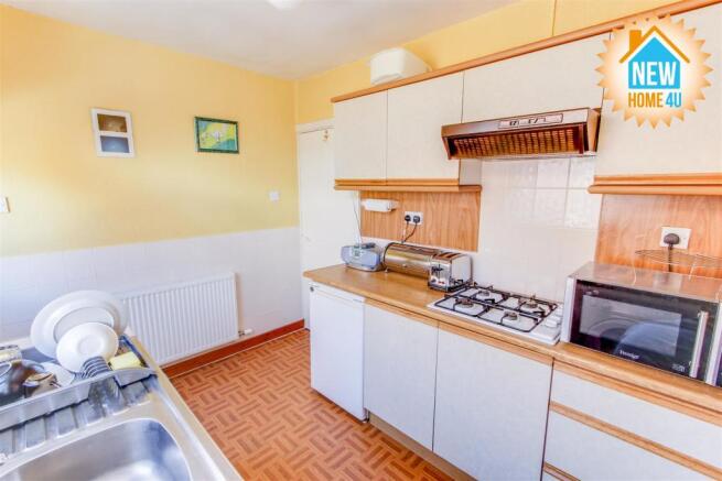 KITCHEN: