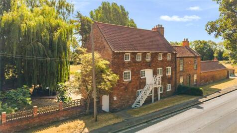 Scawby Road, Scawby Brook, Brigg, North Lincolnshire, DN20
