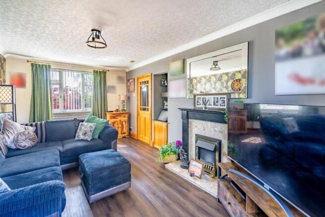 2 bed Semi-Detached for sale Image 5