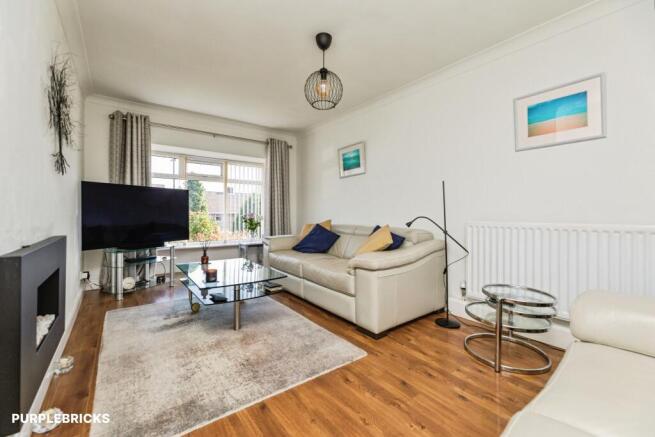 3 bed Semi-Detached Bungalow for sale Image 4