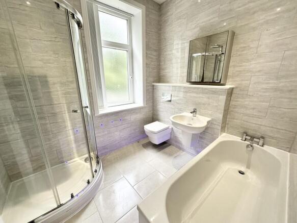 2 bed Terraced for sale Image 7