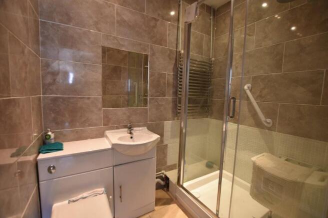 Shower/wc