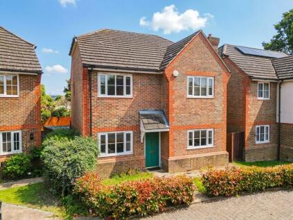 Knights Close, West Molesey, KT8