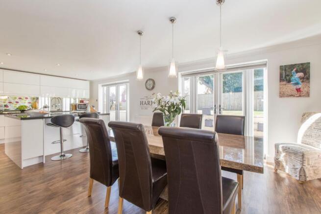 Kitchen/Dining Room