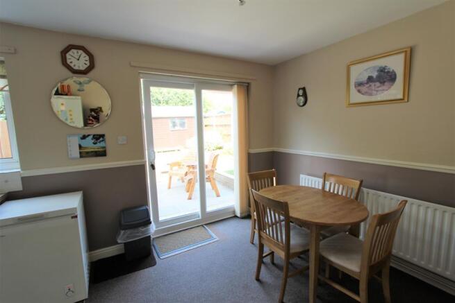 Dining Kitchen (2)