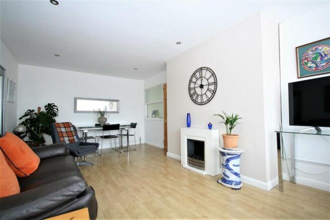 Lounge / Dining Room