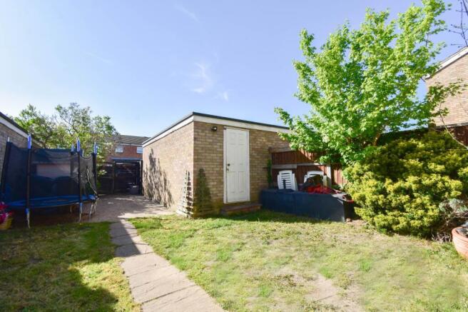 Atholl Walk, Bedford, MK41 photo 4