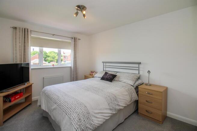 3 bed Detached for sale Image 9