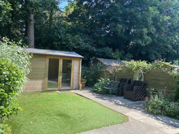 20 - Rear Garden.jpg