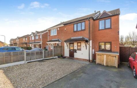 Mayfields Drive, Brownhills, Walsall WS8 7NJ