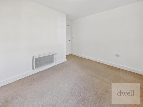 2 bed Flat for sale Image 12