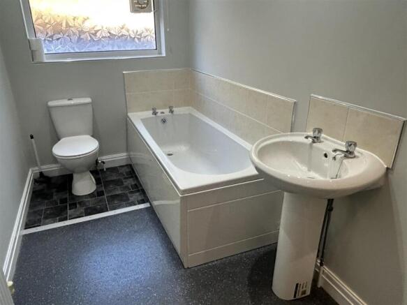 Bathroom & WC