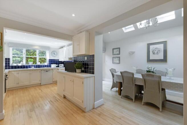 Leigh Court Close, Cobham, Surrey, KT11 photo 4