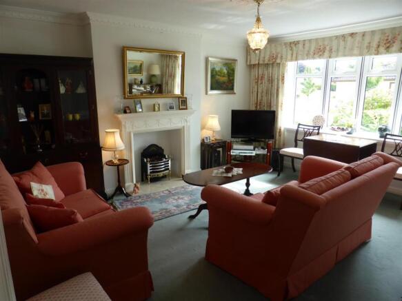 SITTING ROOM