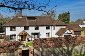 Wyndcliffe, Shootersway Lane, Berkhamsted HP4 3NW