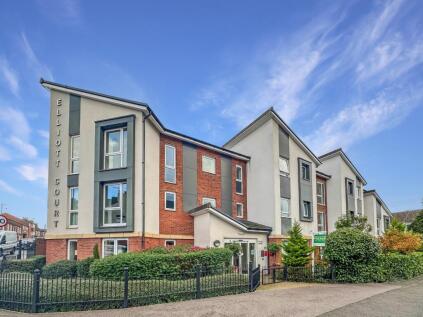 Elliott Court, High Street North