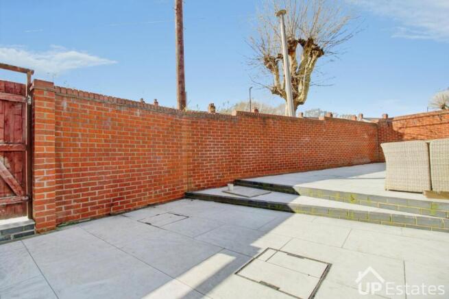 Photo 23