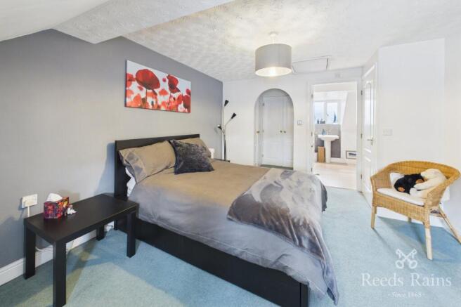 3 bed End of Terrace for sale Image 9