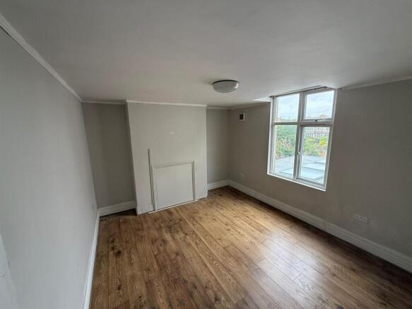 Bedroom 2.jpg