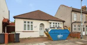 61, Albany Road, Romford RM6 6BP