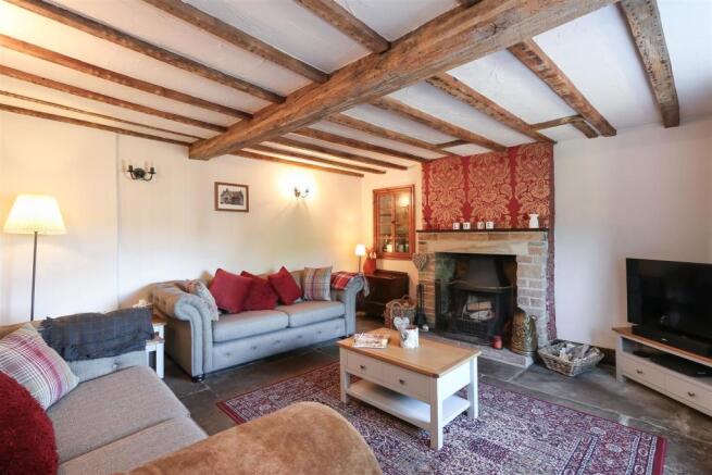 Living Room.jpg