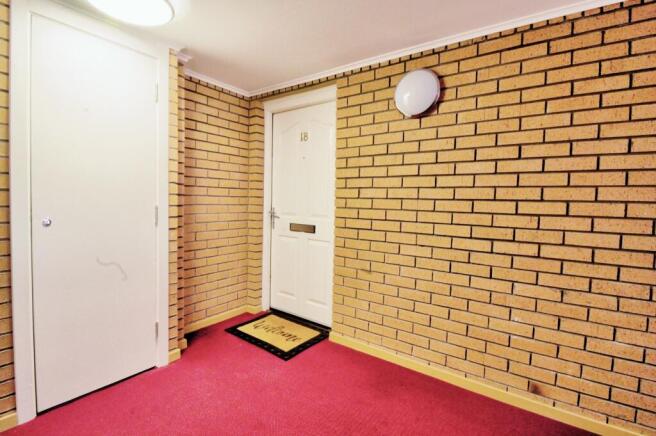 2nd floor - front door