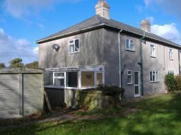 1, Week Farm Cottages, Whitwell Road, Whitwell PO38 2AA