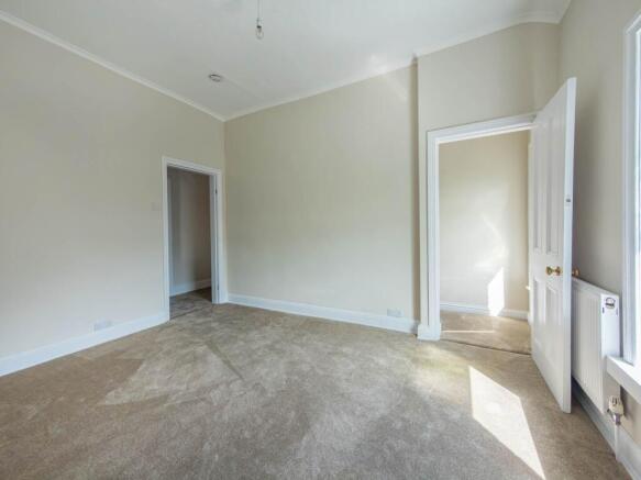 3 bed End of Terrace for sale Image 9