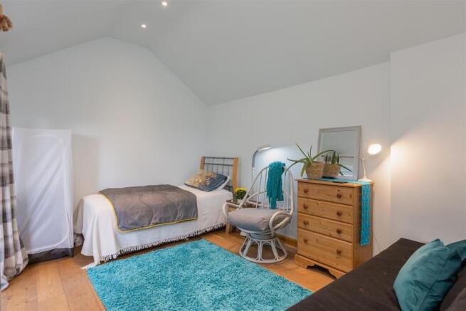 Manor Park 18 Annexe-1.jpg