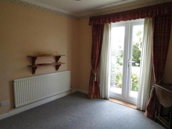 Bedroom: