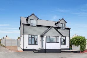 Uplands, Bassetts Gardens, Exmouth EX8 4EE