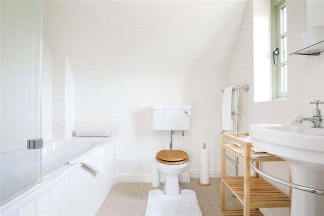 Master En-Suite