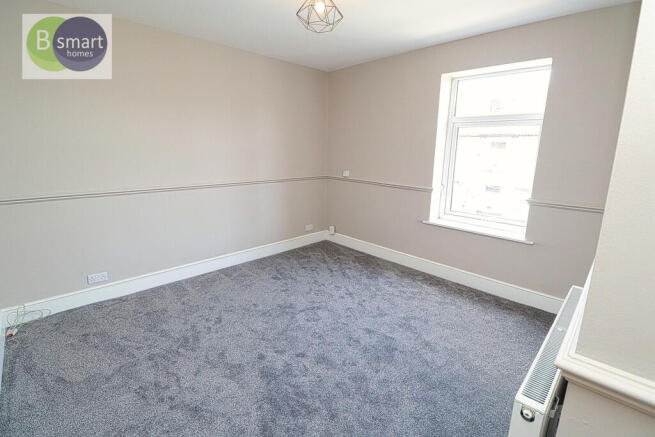 2 bed Terraced for sale Image 12