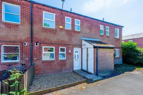 Iris Crescent, Wrockwardine Wood, Telford, Shropshire, TF2 7RD